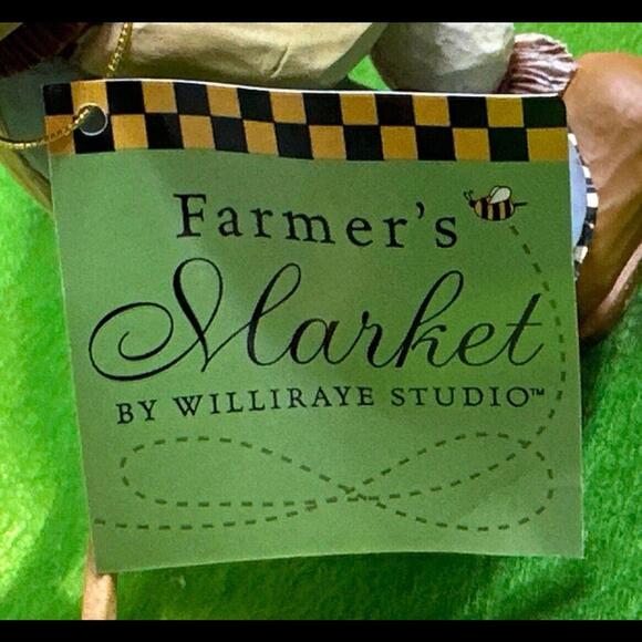 NIB Farmer’s Market By Williraye Studio BUMPER CROP  2pc Set GIRL PULLING WAGON - Picture 8 of 9